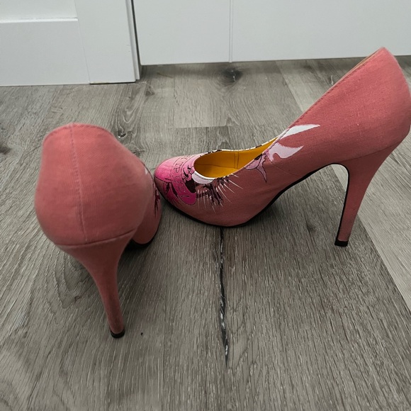 Ed Hardy High Heels Size 8 - Picture 4 of 7